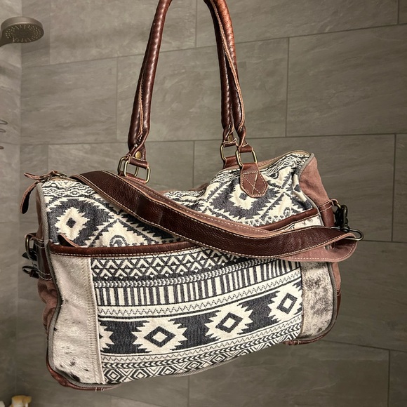 MYRA BAG Brown and Cream Aztec Shoulder Bag with Crossbody Strap - Picture 1 of 16